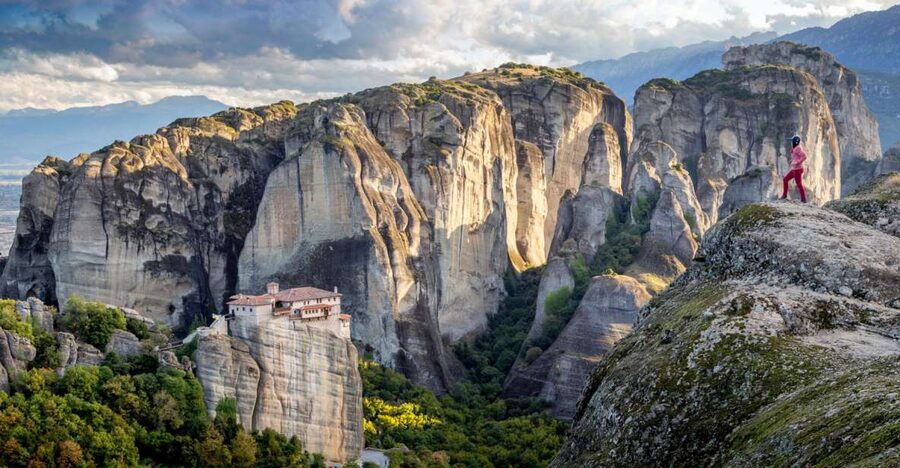Thessaloniki: Full-Day Meteora Monasteries Tour - Meteora monastery circuit: seeing everything, then going deeper in three
