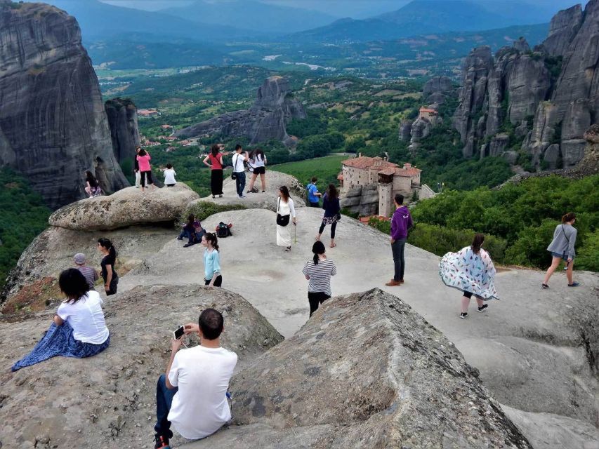Thessaloniki : Meteora Full-Day Bus Trip with Local Guide - Photo Stops That Are Actually Built Into the Day