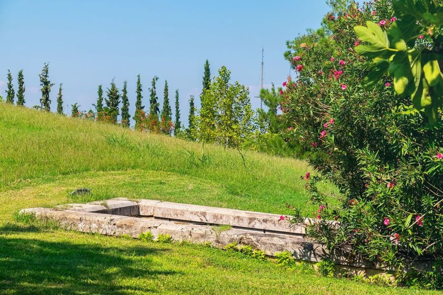 Thessaloniki: Vergina and Pella Day Trip - The New Museum of Aigai: coins, phalanx gear, and Alexander’s world