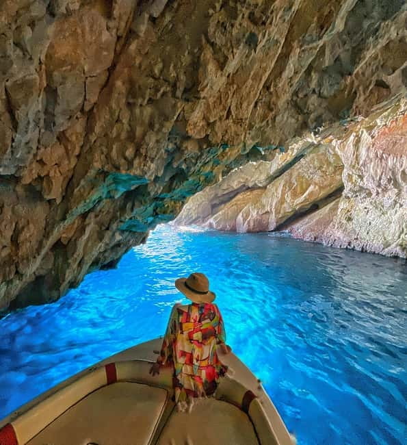 Zakinthos: Shipwreck Beach and Blue Caves Land and Sea Tour - Who should book this Zakynthos shipwreck and caves tour