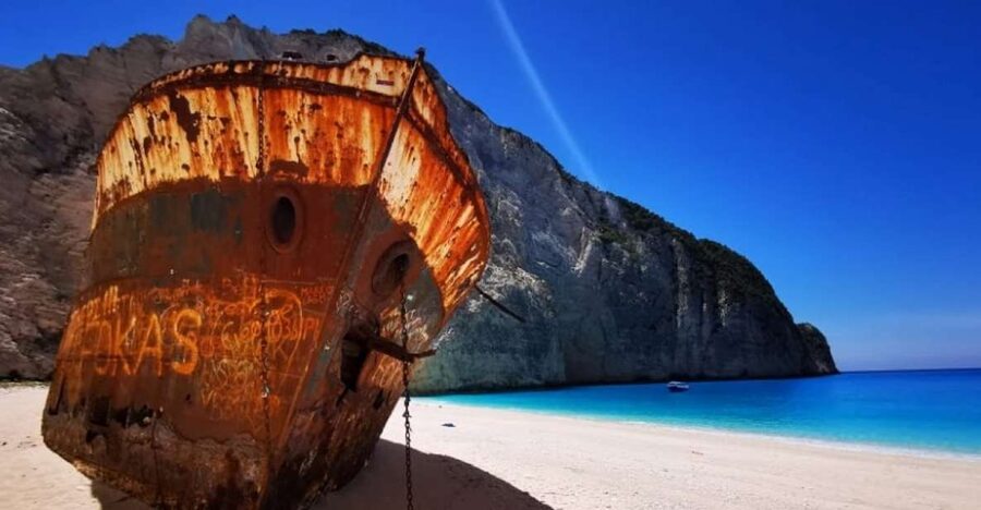 Zakynthos: early morning Shipwreck,Blue Caves and view point - Porto Vromi start: why the early boat day works