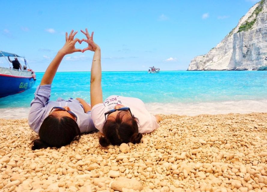Zakynthos: early morning Shipwreck,Blue Caves and view point - Price and logistics: what $100 buys you